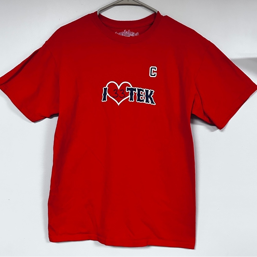 Chowdaheadz Boston Red Sox. Jason Varitek 33, Y2K, Baseball T, I ❤️ Tek’ L